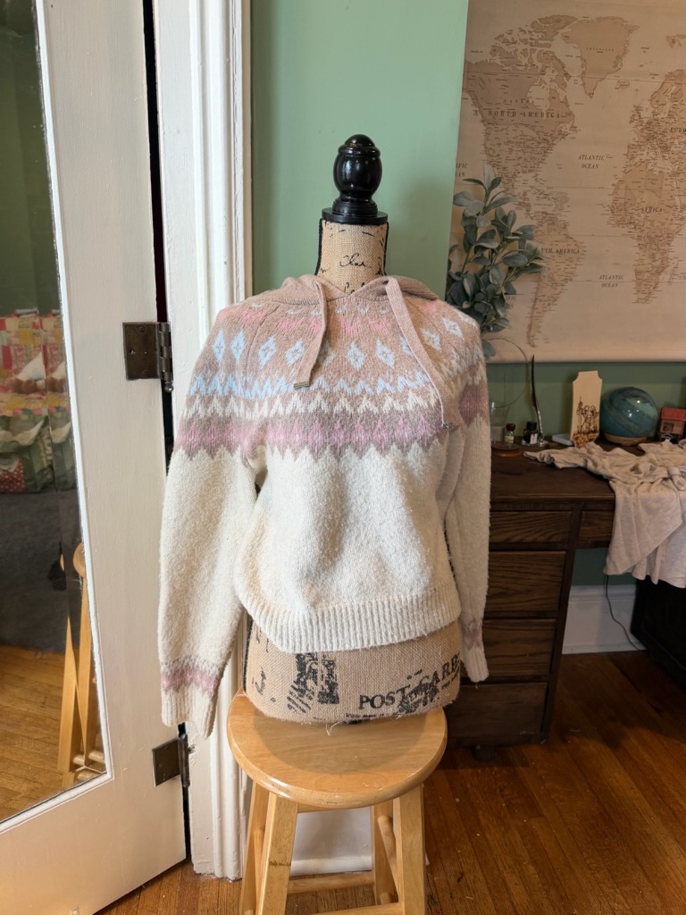 Rachel Zoe Cream Sweater Hoodie with Pink & Blue Fair Isle Yoke Size Medium